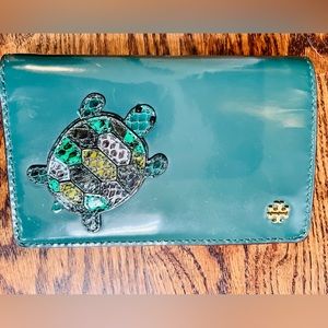 Tory Burch Patent Leather Wallet With Turtle Design